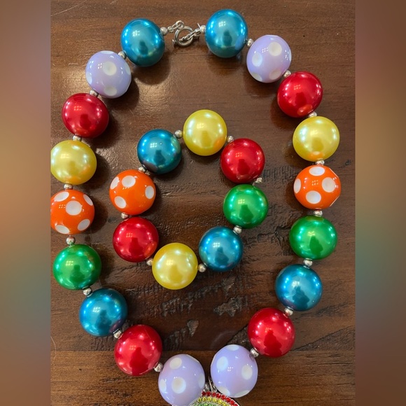 Girls rainbow bead and charm necklace and bracelet set - Picture 3 of 7